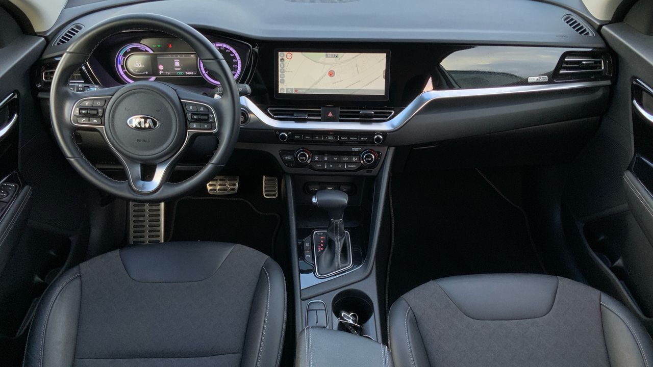Kia Niro 1.6 GDI HYBRID EMOTION 141 5P