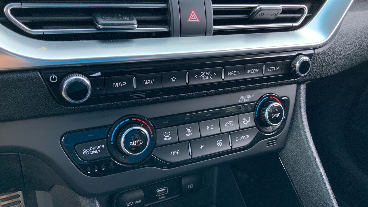 Kia Niro 1.6 GDI HYBRID EMOTION 141 5P