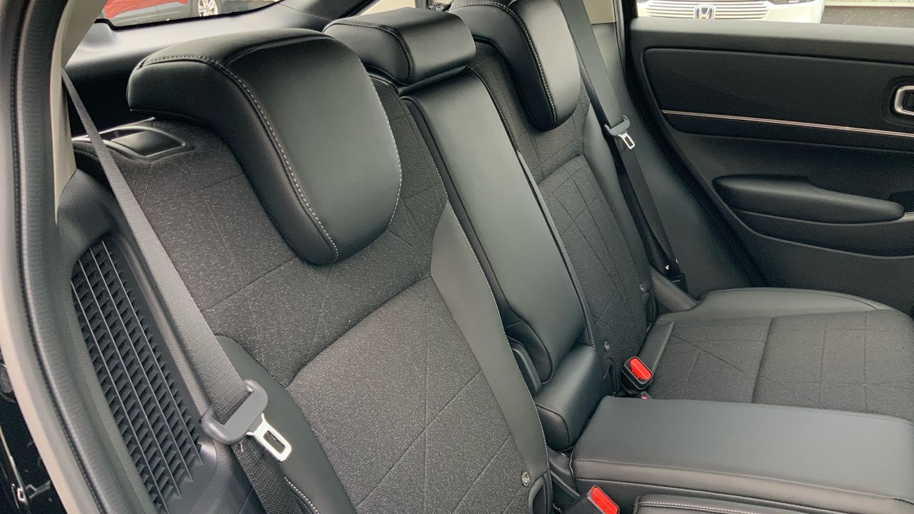 Honda HR-V Hybrid 1.5 i-MMD Automático (CVT) Advance Sin 