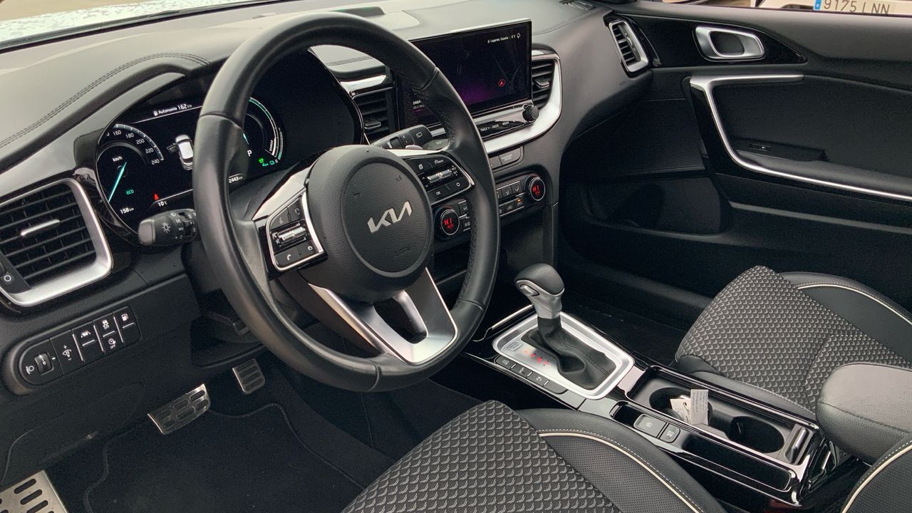 Kia XCeed 1.6 GDI PHEV ETECH 141 5P