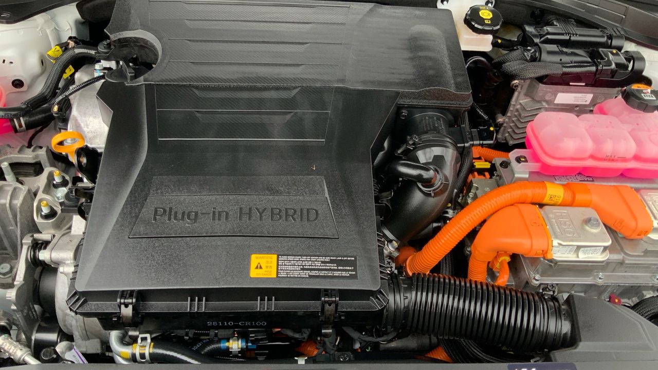 Kia XCeed 1.6 GDI PHEV ETECH 141 5P