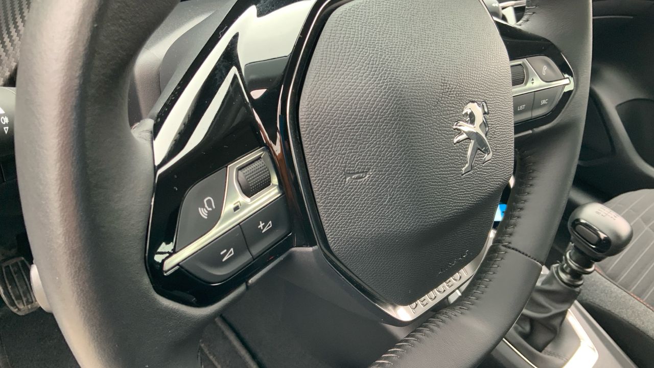 Peugeot 208 1.2 PURETECH 73KW ACTIVE PACK 100 5P