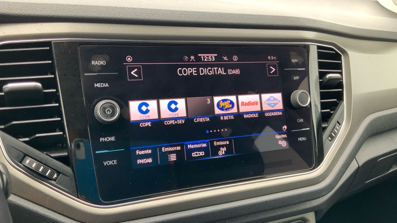 Volkswagen T-Roc 2.0 TDI ADVANCE 115 5P