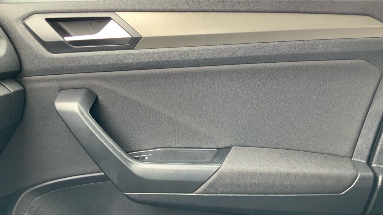 Volkswagen T-Roc 2.0 TDI ADVANCE 115 5P