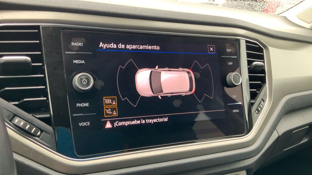 Volkswagen T-Roc 2.0 TDI ADVANCE 115 5P
