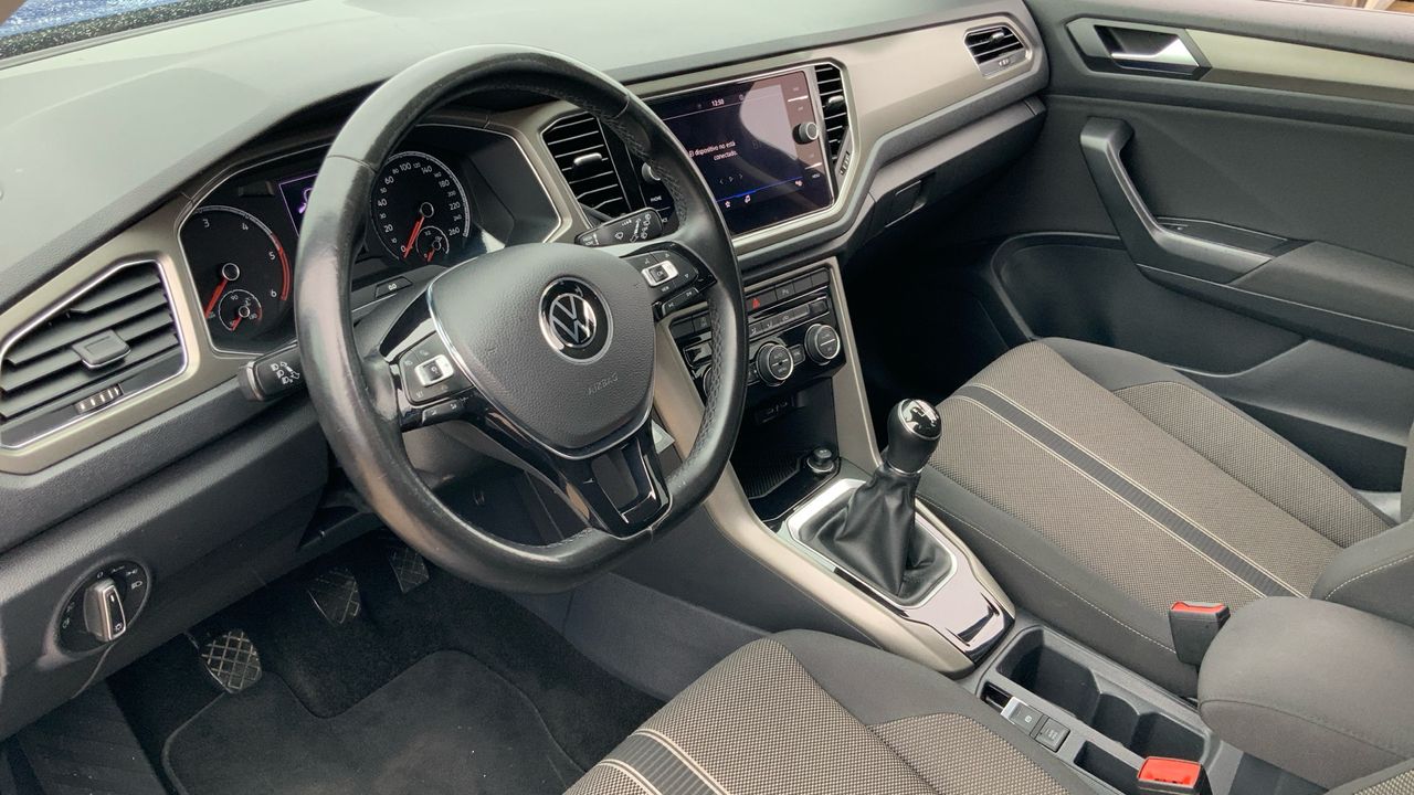 Volkswagen T-Roc 2.0 TDI ADVANCE 115 5P