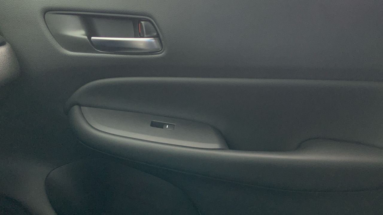 Honda Jazz 1.5 I-MMD HEV CROSSTAR 122 5P