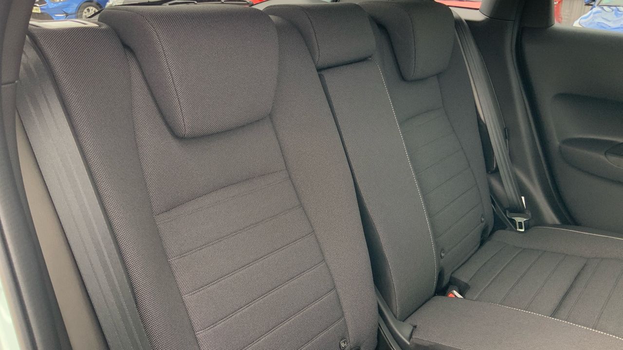 Honda Jazz 1.5 I-MMD HEV CROSSTAR 122 5P