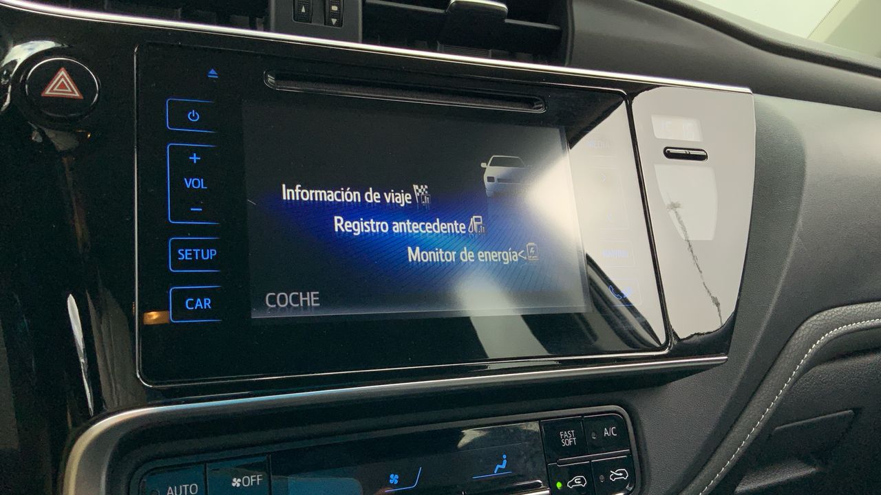 Toyota Auris 1.8 VVT-I HYBRID FEEL! EDITION 136 5P