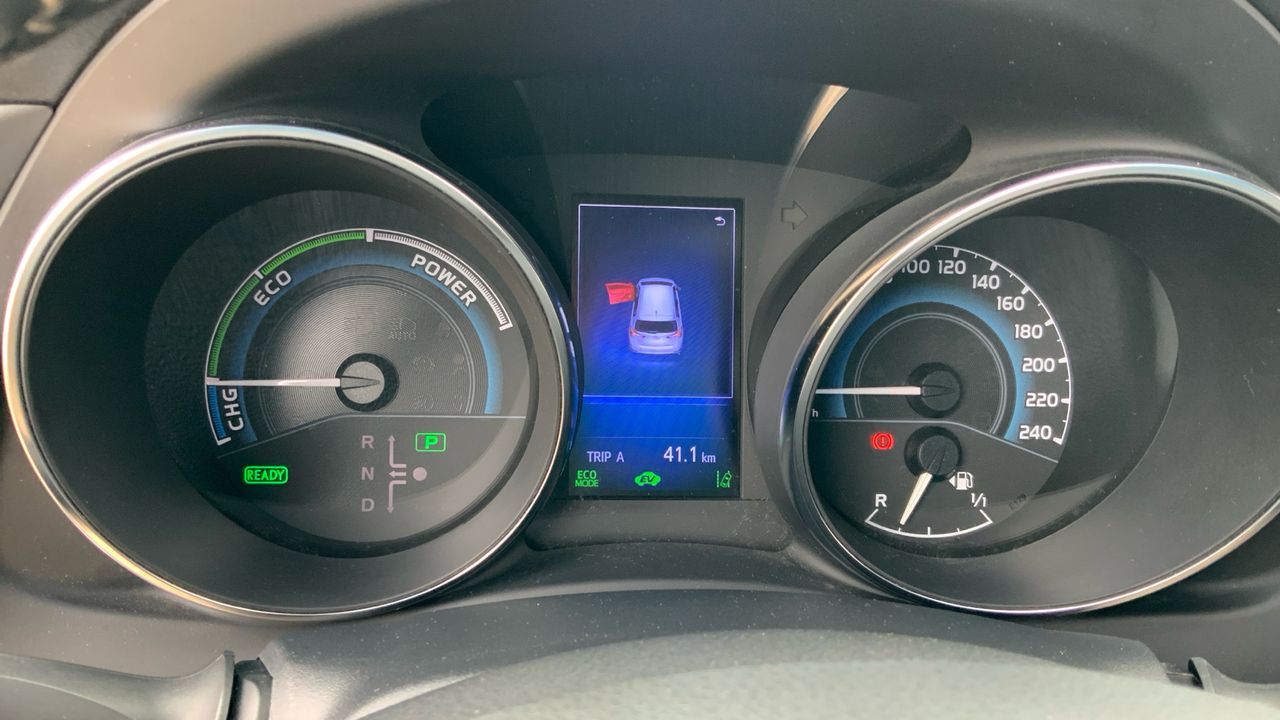 Toyota Auris 1.8 VVT-I HYBRID FEEL! EDITION 136 5P
