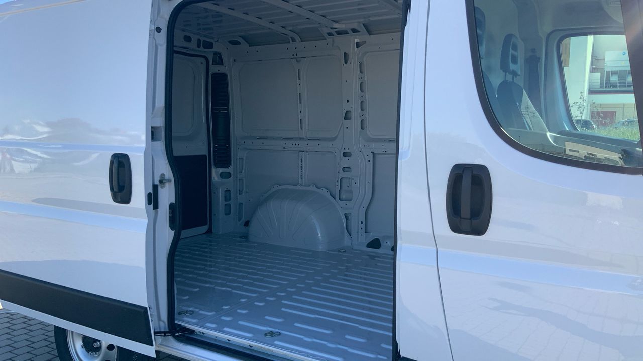 Fiat Ducato 2.2 MULTIJET 103KW 30 L1H1 140 4P