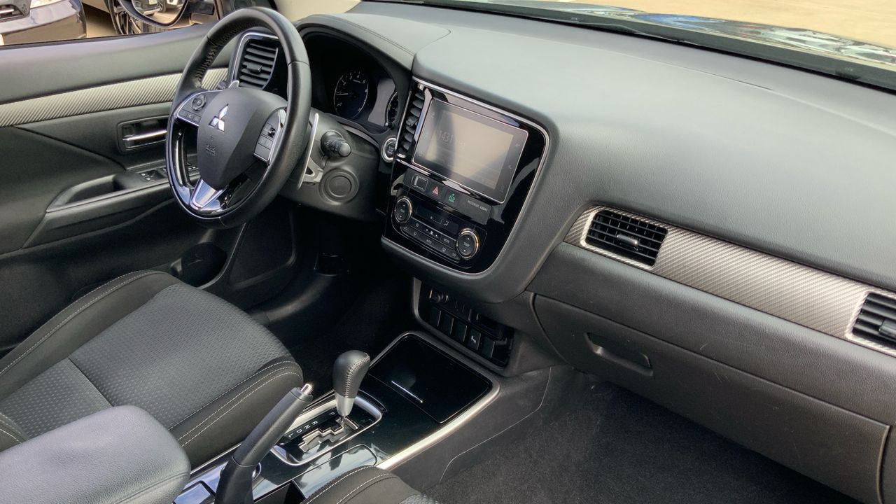 Mitsubishi Outlander 2.0 200 MPI MOTION CVT 2WD 5STR 150 5P