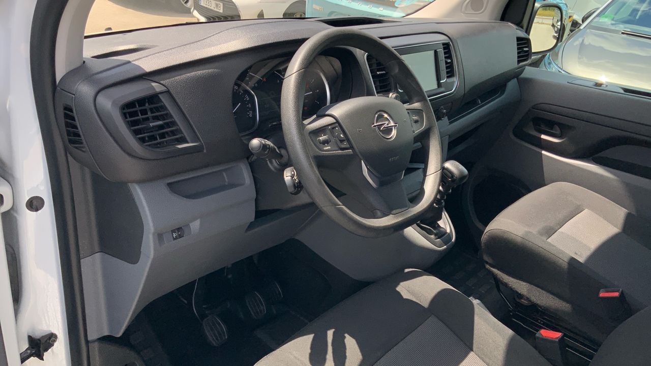 Opel Vivaro 1.5 DIESEL 75KW LWB L INC SELECT 102 4P