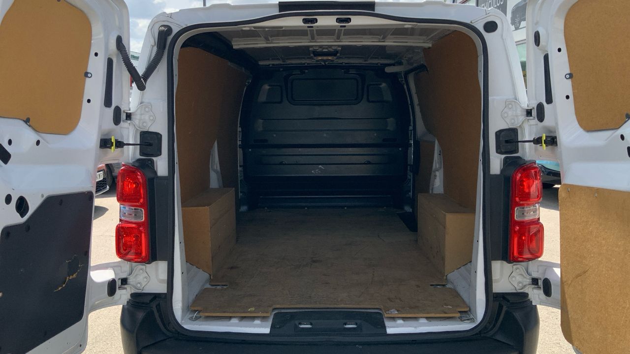 Opel Vivaro 1.5 DIESEL 75KW LWB L INC SELECT 102 4P