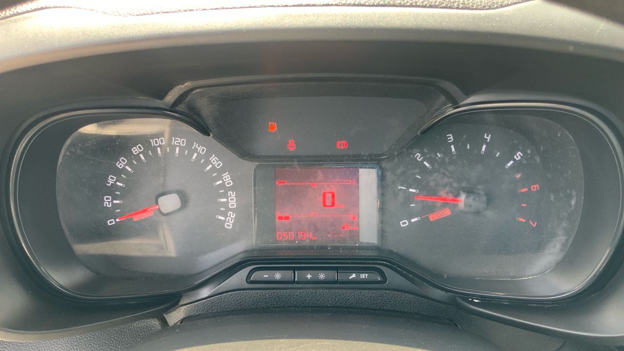 Toyota Proace City 1.5D 75KW GX MWB 650KG 102 4P