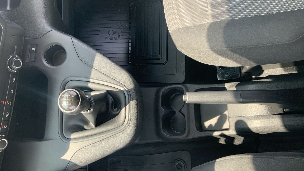 Toyota Proace City 1.5D 75KW GX MWB 650KG 102 4P