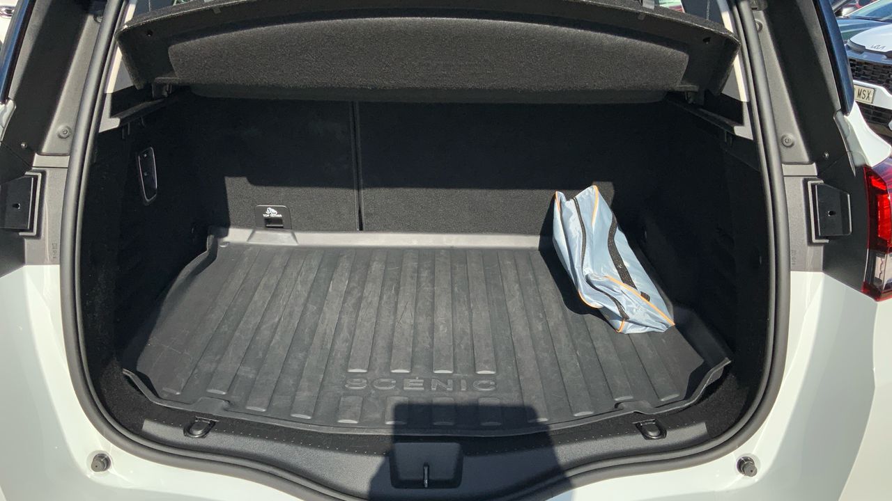 Renault Scénic 1.3 TCE ZEN 103KW 140 5P