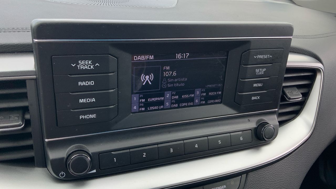 Kia Ceed 1.6 MHEV 100KW CONCEPT 136 5P