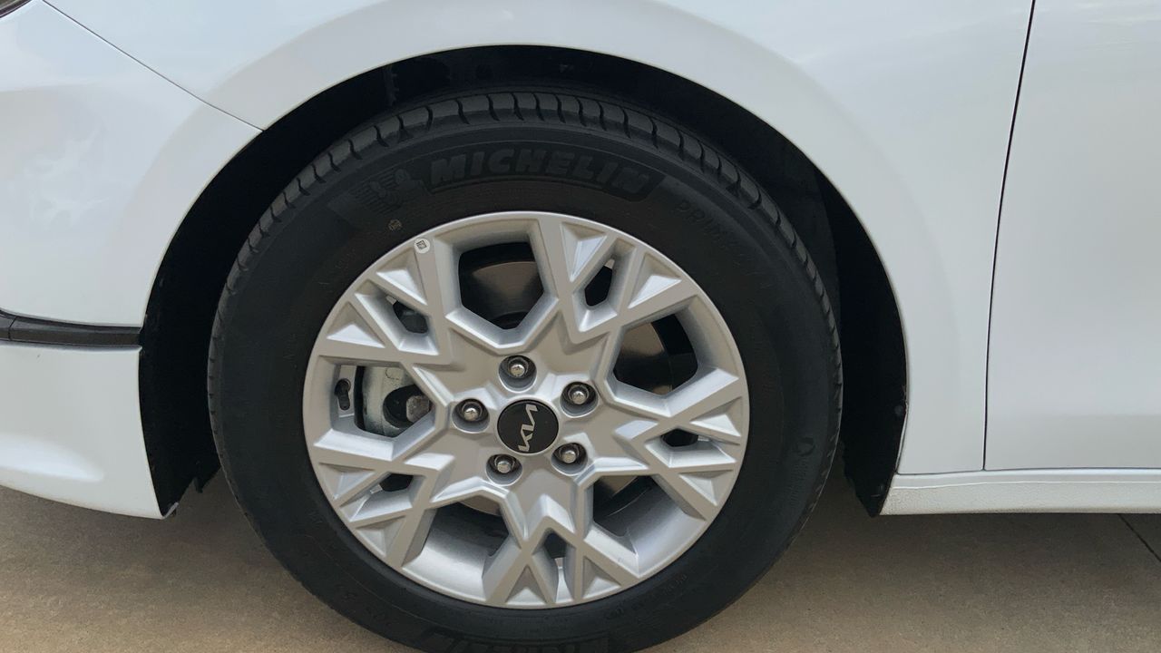 Kia Ceed 1.6 MHEV 100KW CONCEPT 136 5P