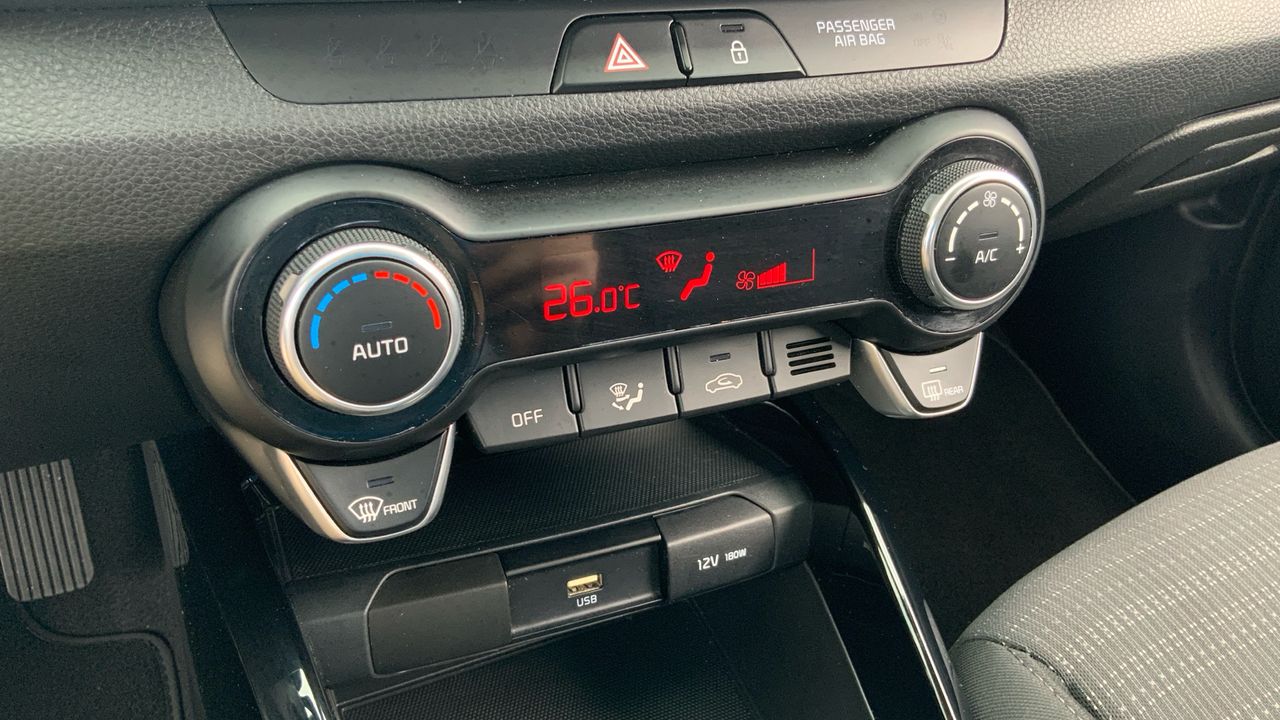 Kia Stonic 1.0 T-GDI MHEV IMT 74KW DRIVE 100 5P