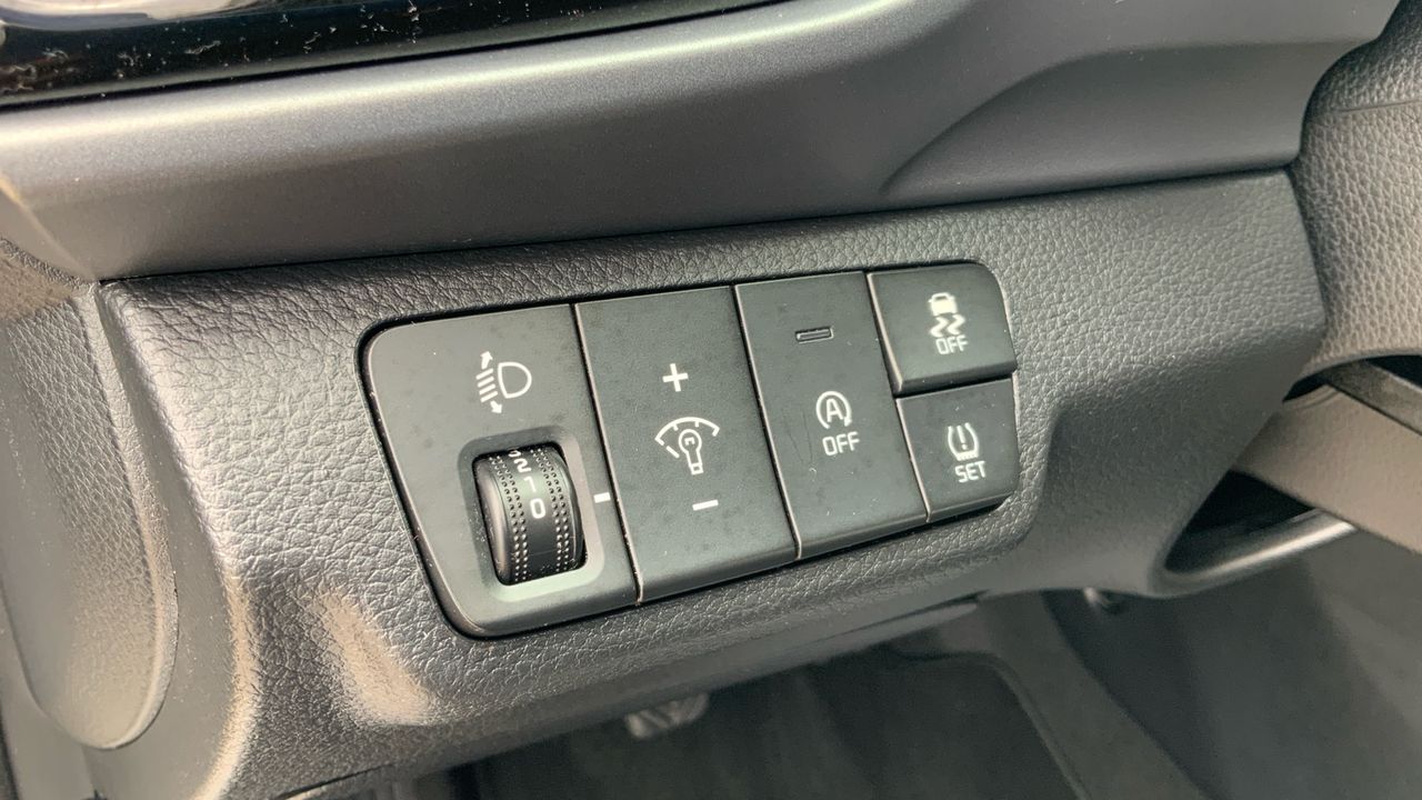Kia Stonic 1.0 T-GDI MHEV IMT 74KW DRIVE 100 5P