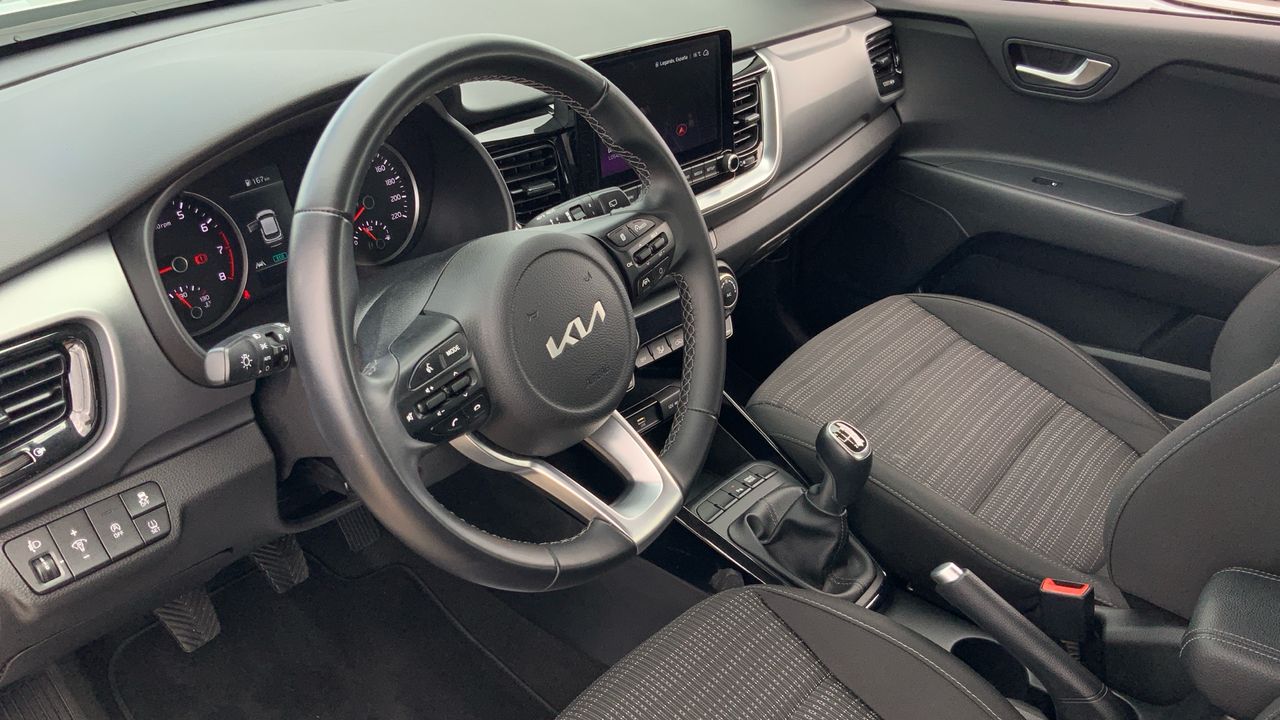 Kia Stonic 1.0 T-GDI MHEV IMT 74KW DRIVE 100 5P