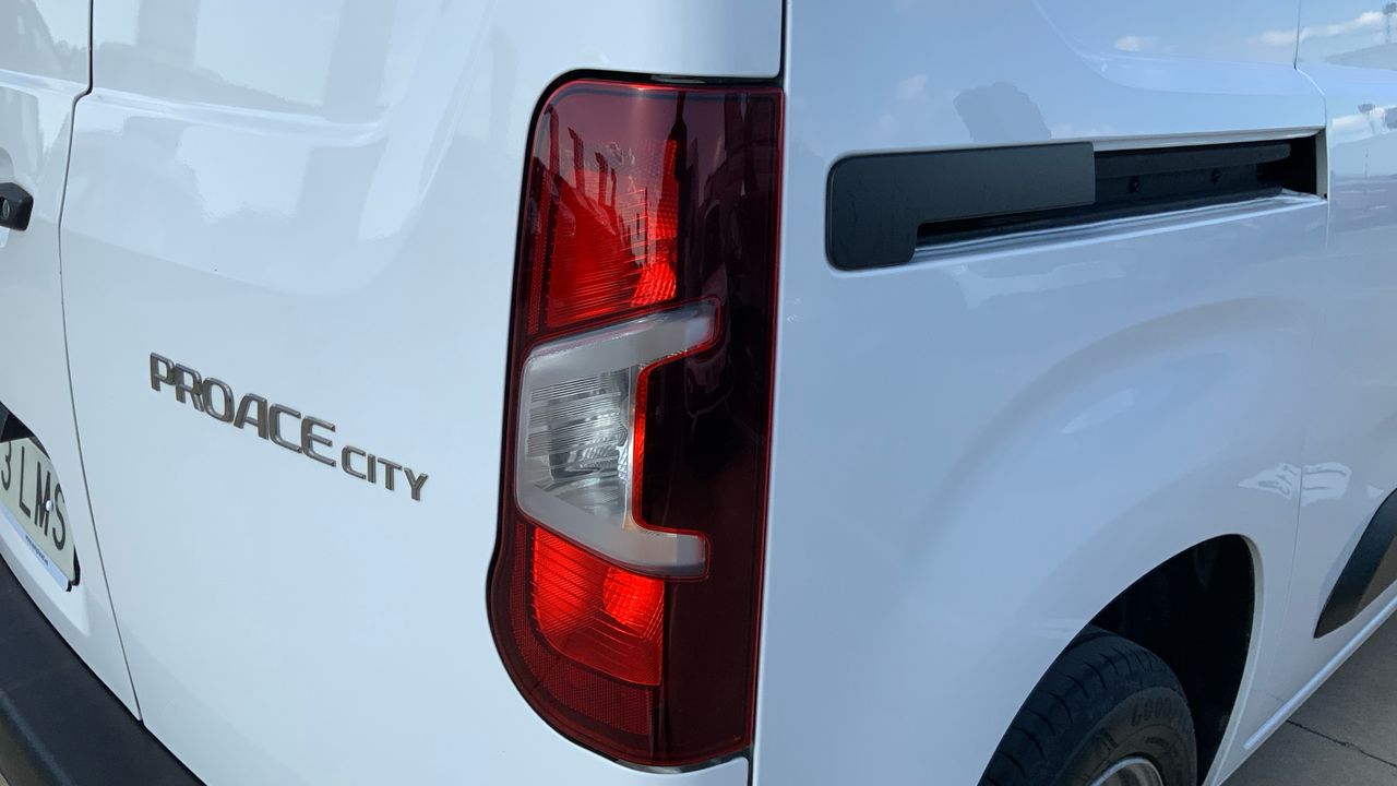 Toyota Proace City 1.5D 75KW GX MWB 102 4P