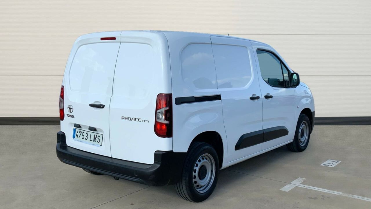 Toyota Proace City 1.5D 75KW GX MWB 102 4P