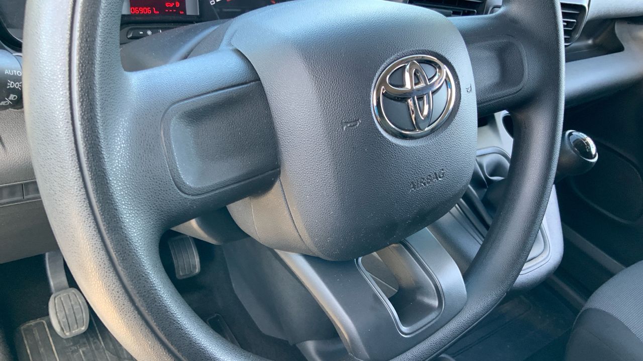 Toyota Proace City 1.5D 75KW GX MWB 102 4P