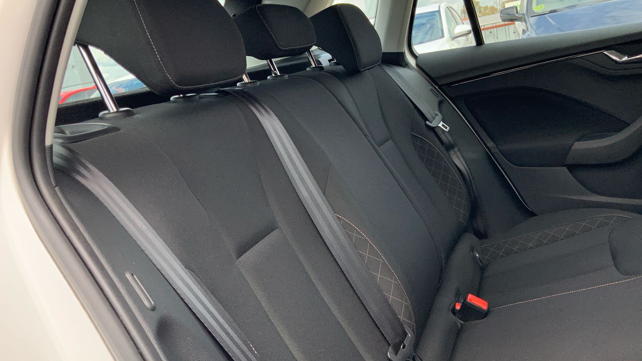 Skoda Kamiq 1.0 TSI 81KW DSG AMBITION 110 5P