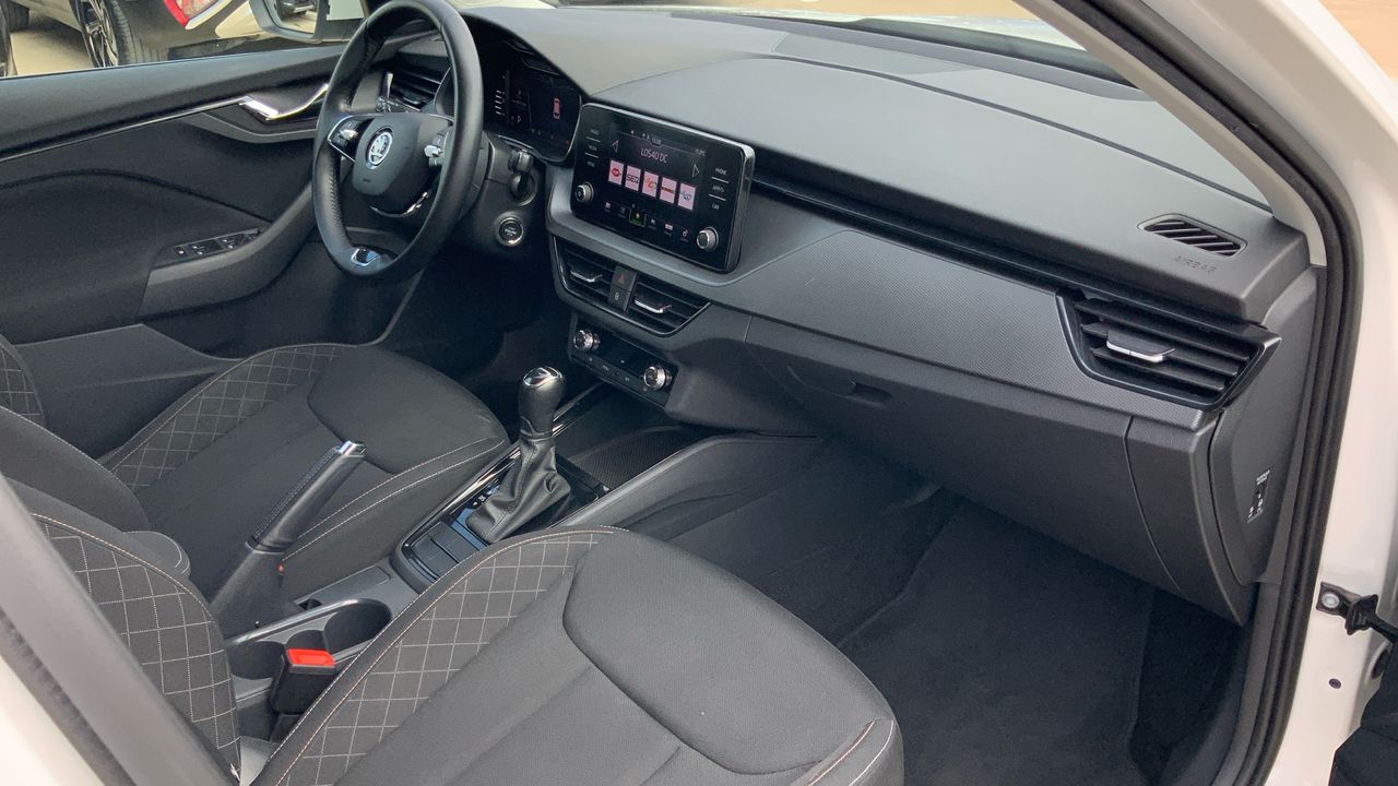 Skoda Kamiq 1.0 TSI 81KW DSG AMBITION 110 5P