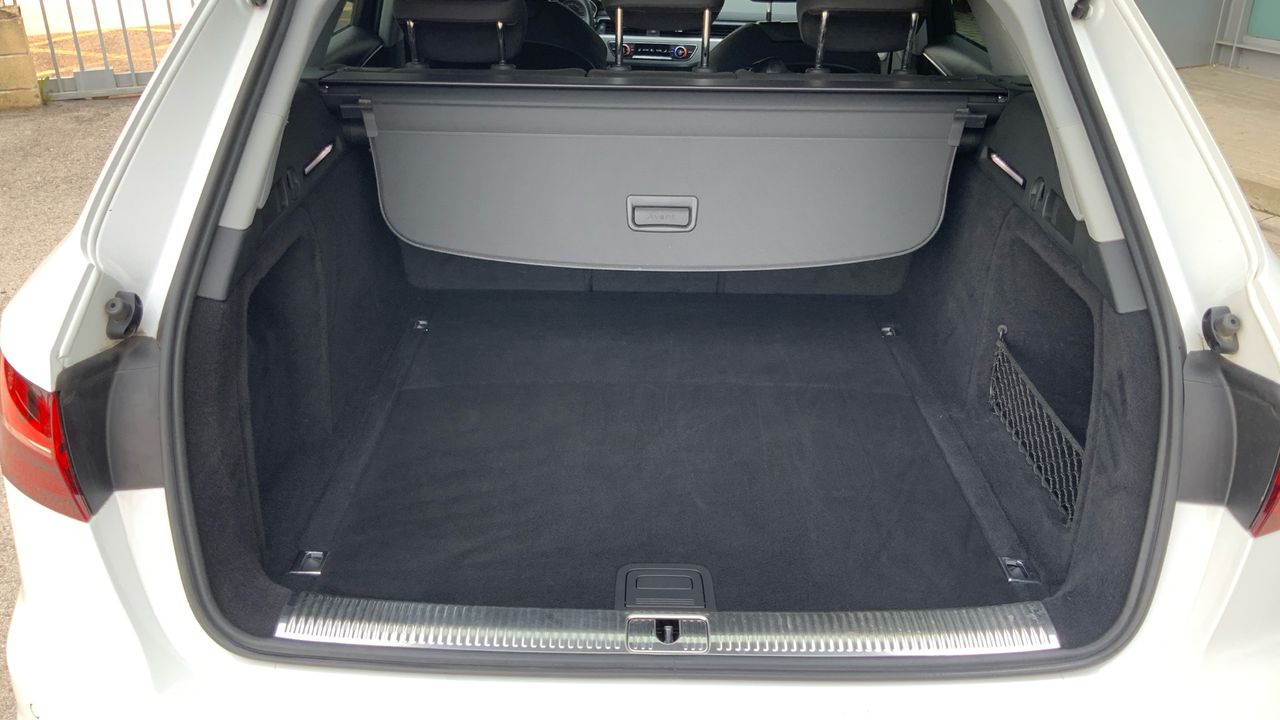 Audi A4 2.0 35 TDI MHEV S TRON BLACK LINE AVANT 163 5P