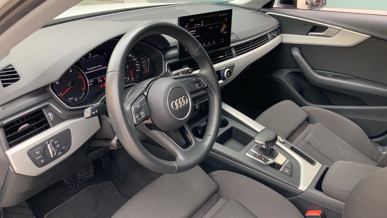 Audi A4 2.0 35 TDI MHEV S TRON BLACK LINE AVANT 163 5P