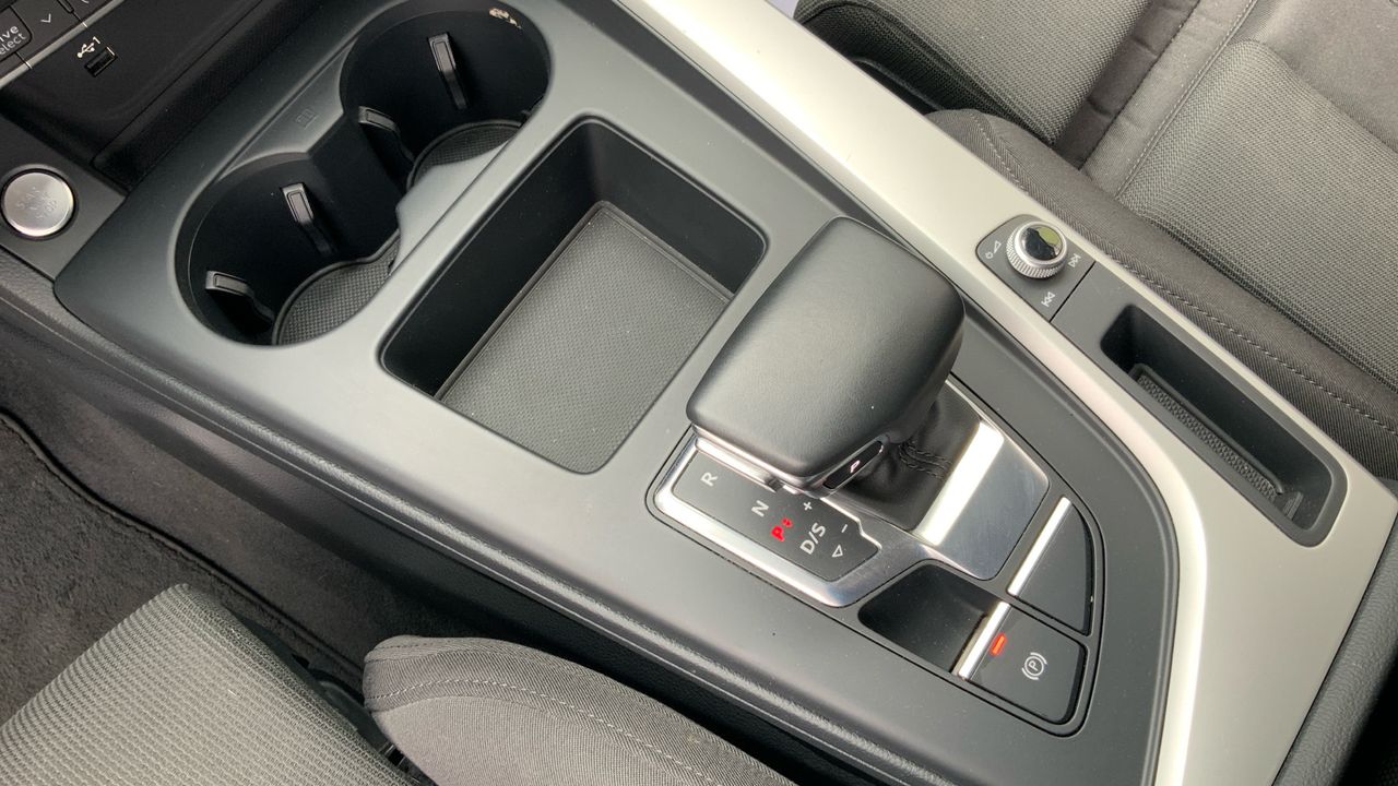 Audi A4 2.0 35 TDI MHEV S TRON BLACK LINE AVANT 163 5P
