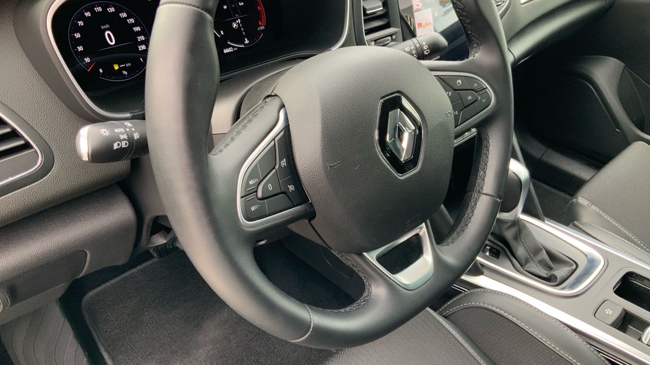 Renault Megane 1.3 TCE TECHNO 103KW EDC 140 5P