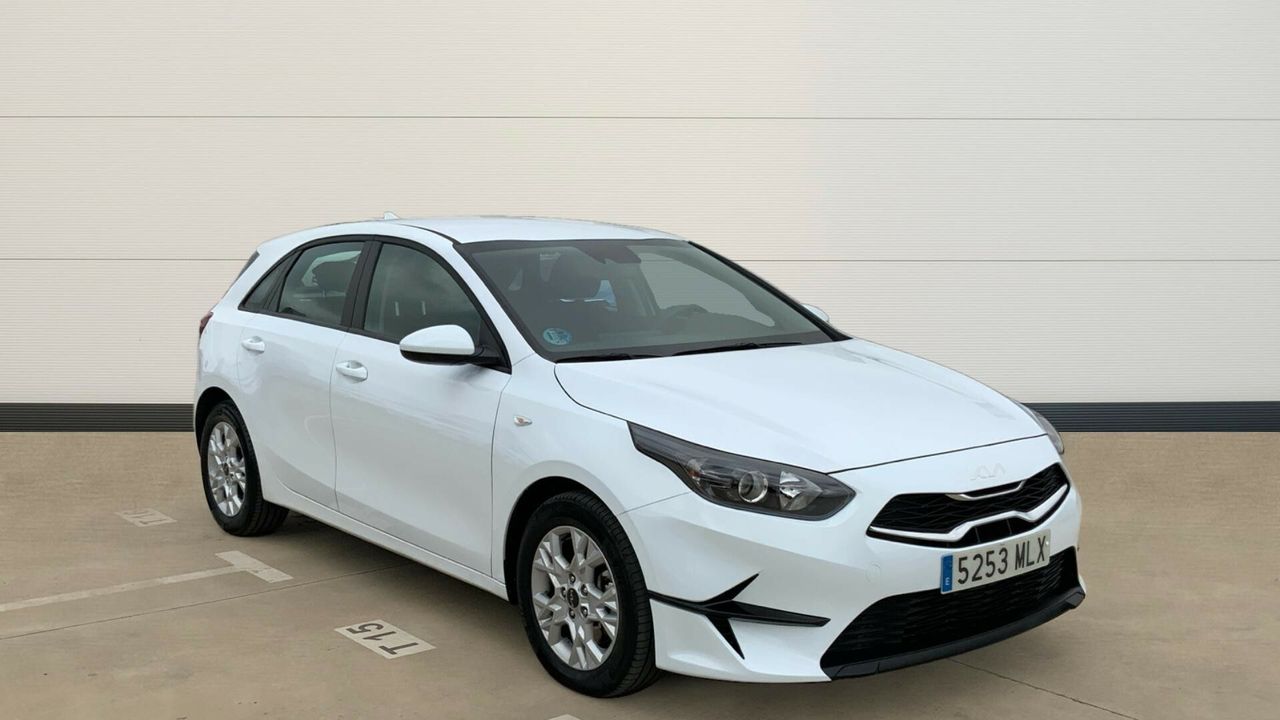 Kia Ceed 1.6 MHEV 100KW CONCEPT 136 5P