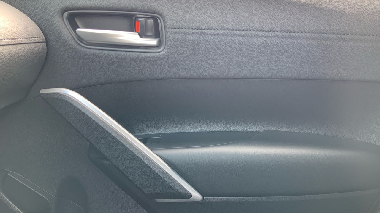 Toyota Corolla Cross 1.8 HEV STYLE E-CVT 140 5P