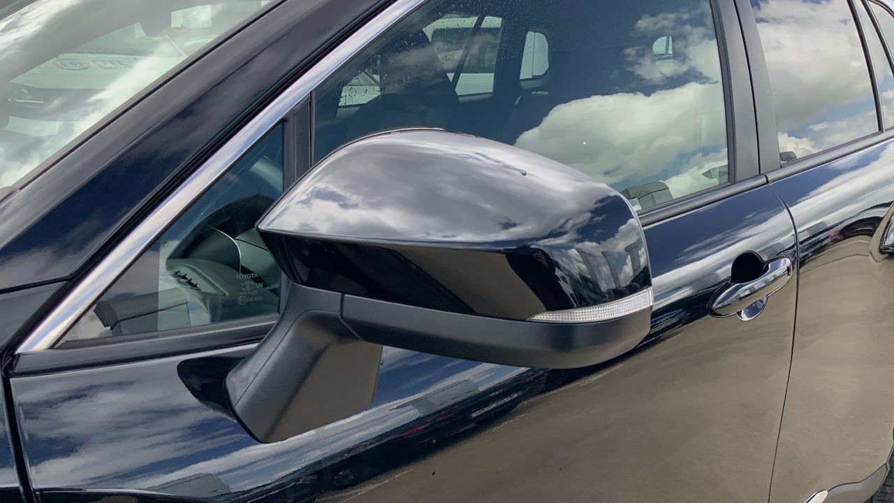 Toyota Corolla Cross 1.8 HEV STYLE E-CVT 140 5P