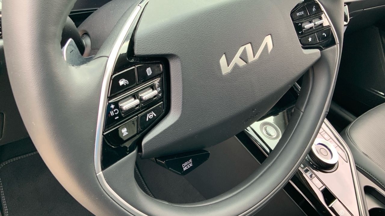 Kia Niro 1.6 GDI PHEV EMOTION 183 5P