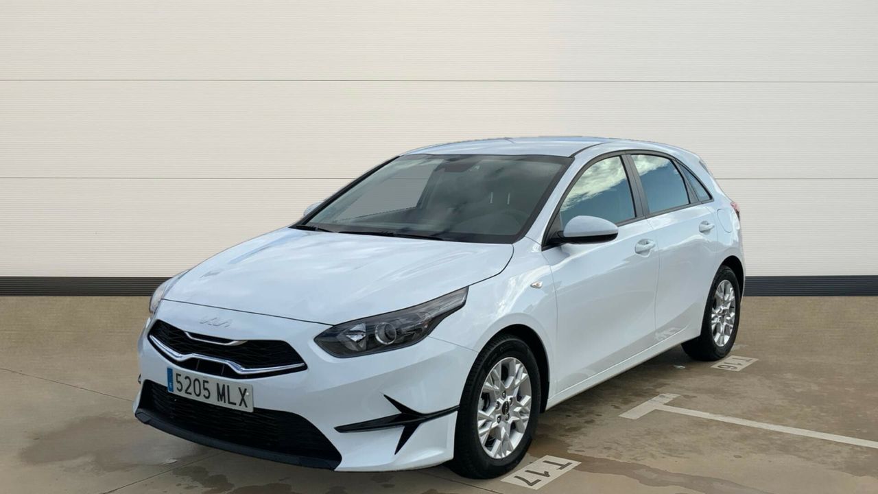 Kia Ceed 1.6 MHEV 100KW CONCEPT 136 5P