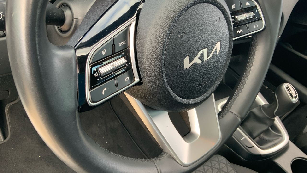 Kia Ceed 1.6 MHEV 100KW CONCEPT 136 5P