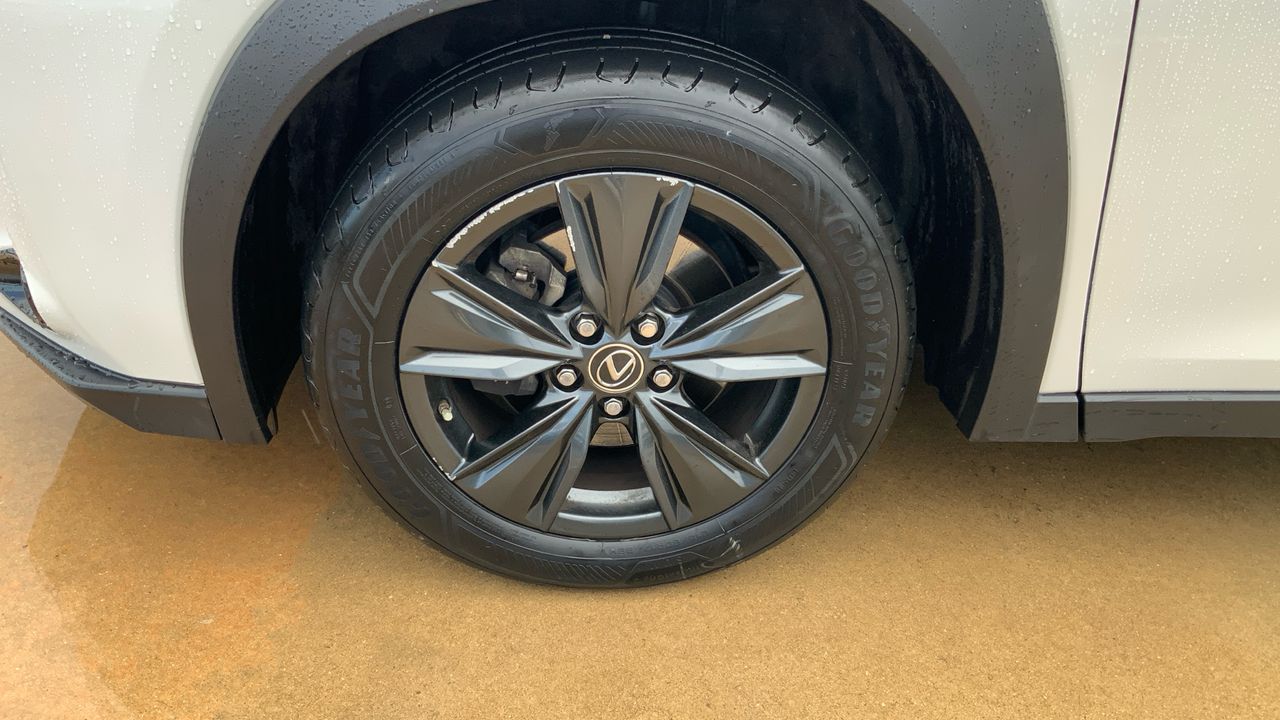 Lexus UX 2.0 250H BUSINESS AUTO 184 5P