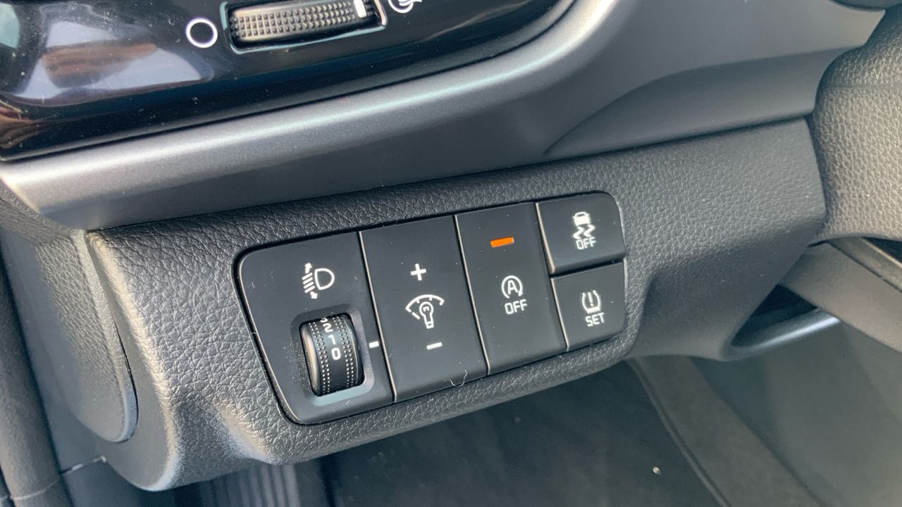 Kia Stonic 1.0 T-GDI MHEV IMT 74KW DRIVE 100 5P