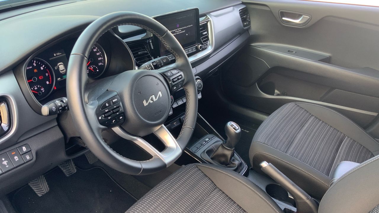 Kia Stonic 1.0 T-GDI MHEV IMT 74KW DRIVE 100 5P