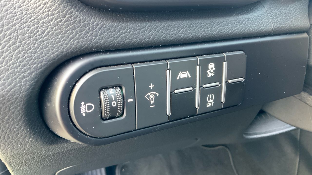 Kia XCeed 1.6 MHEV 100KW DRIVE 136 5P