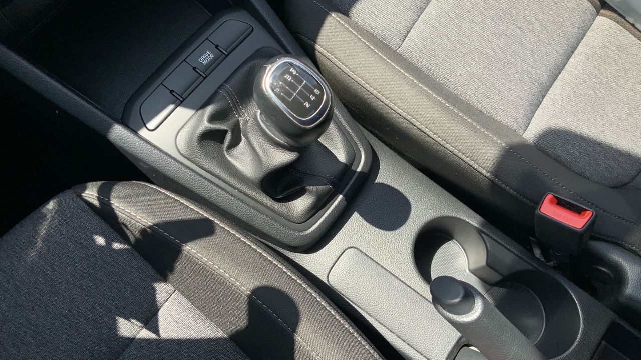 Kia Stonic 1.0 T-GDI 74KW MHEV IMT CONCEPT 100 5P