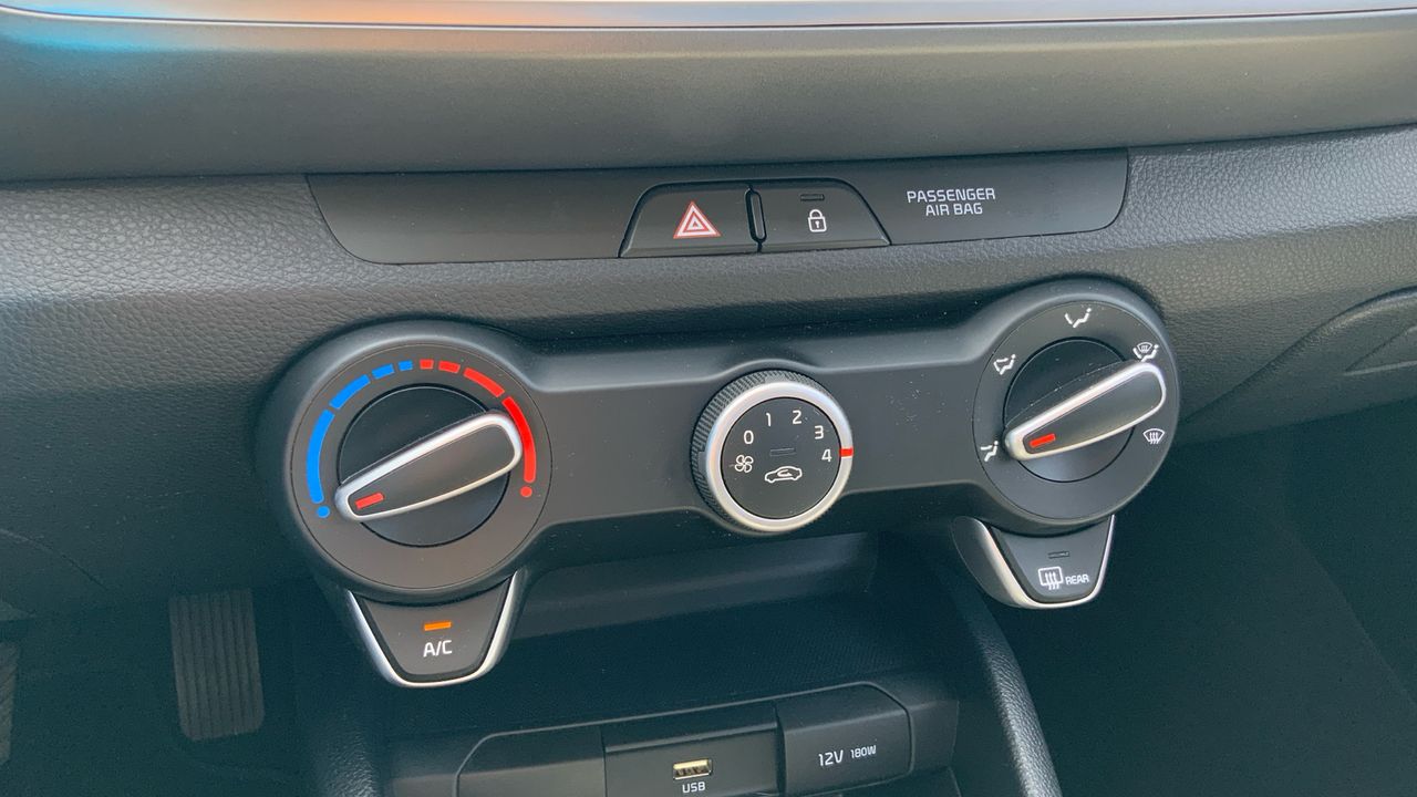Kia Stonic 1.0 T-GDI 74KW MHEV IMT CONCEPT 100 5P