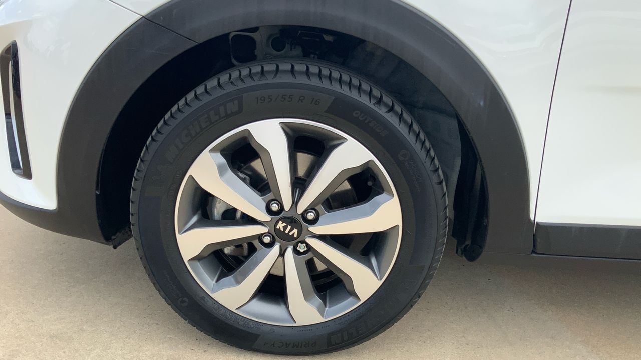 Kia Stonic 1.0 T-GDI 74KW MHEV IMT CONCEPT 100 5P