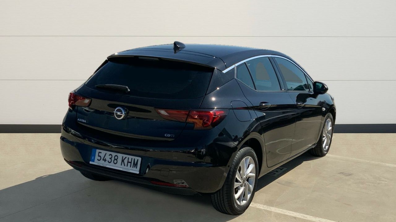 Opel Astra 1.6 CDTI 81KW DYNAMIC 110 5P