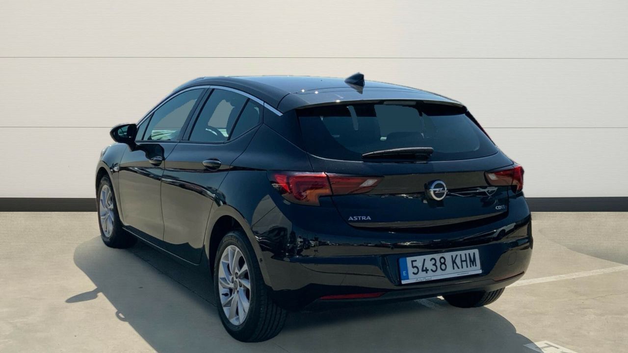 Opel Astra 1.6 CDTI 81KW DYNAMIC 110 5P